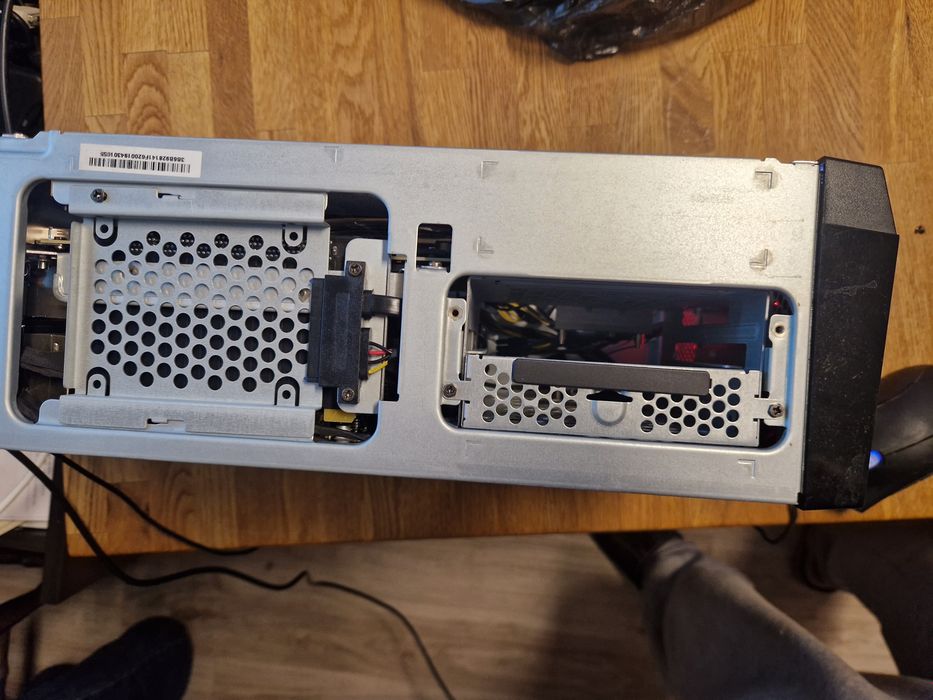 Komputer gamingowy mini Msi infinite S (rtx2060)