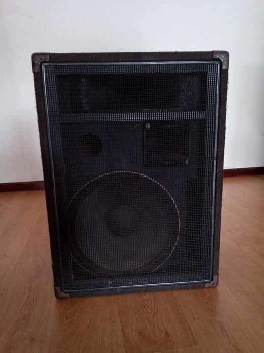 Colocas PEAVEY 115 internacional Series lll