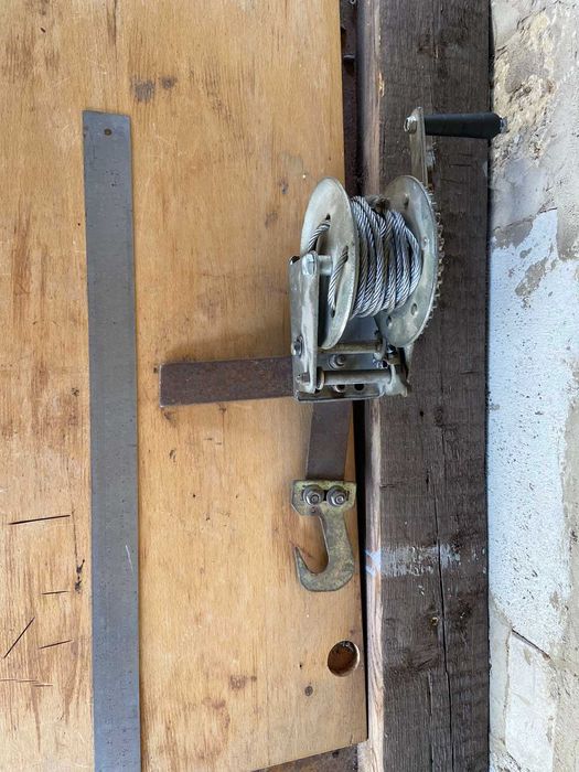 Продам лебідку ручну