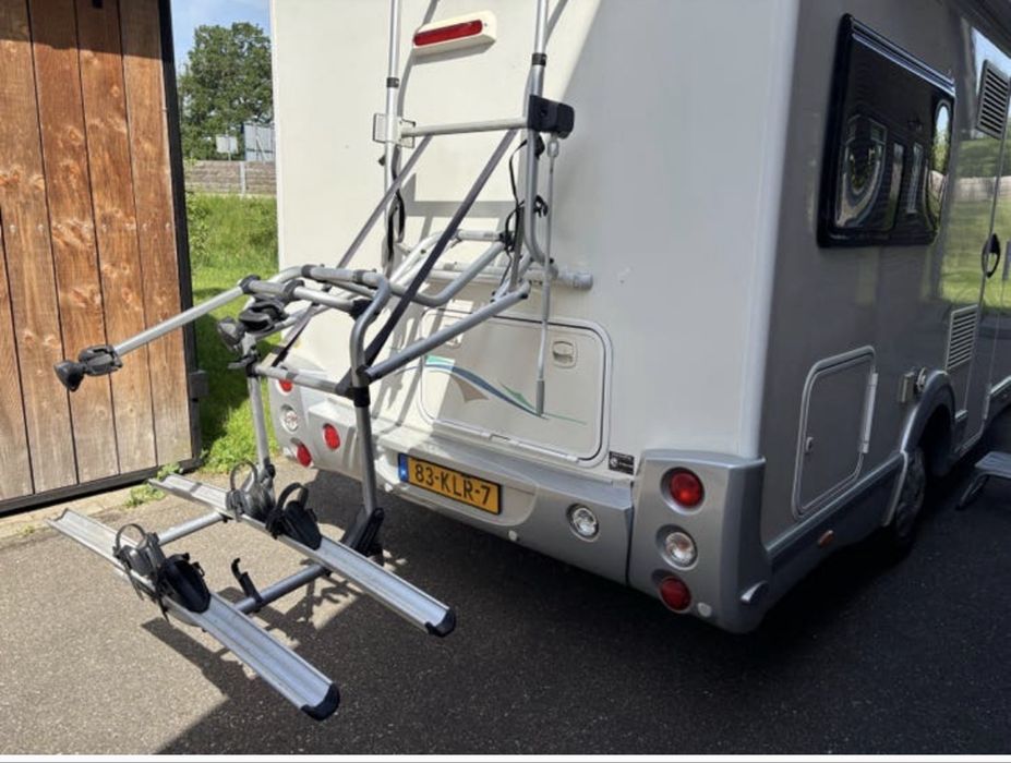 Chausson super stan kompket doku gotowy do rejestracji