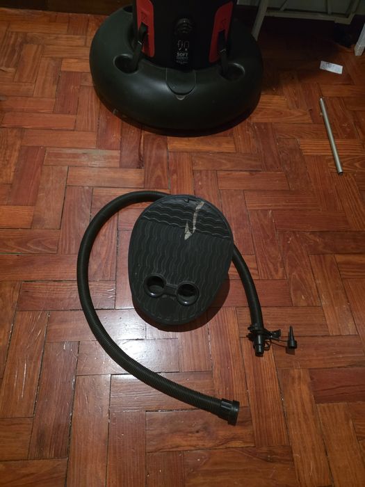 Saco de Boxe Autoportante Outshock + Bomba