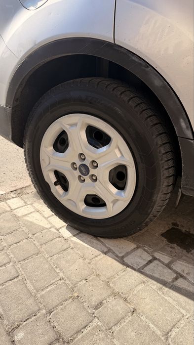 Продам машину ford escape 2017