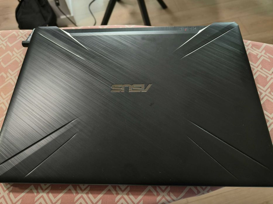 Laptop gameingowy ASUS TUF Gaming FX505DT-BQ051T 15,6 - stan bardzo dobry!