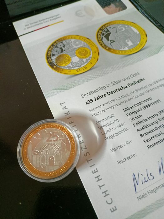 Moneta srebrna okolicznościowa - pozłacana