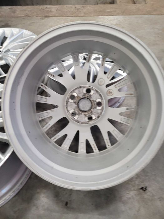 Felgi aluminiowe r 18 toyota komplet