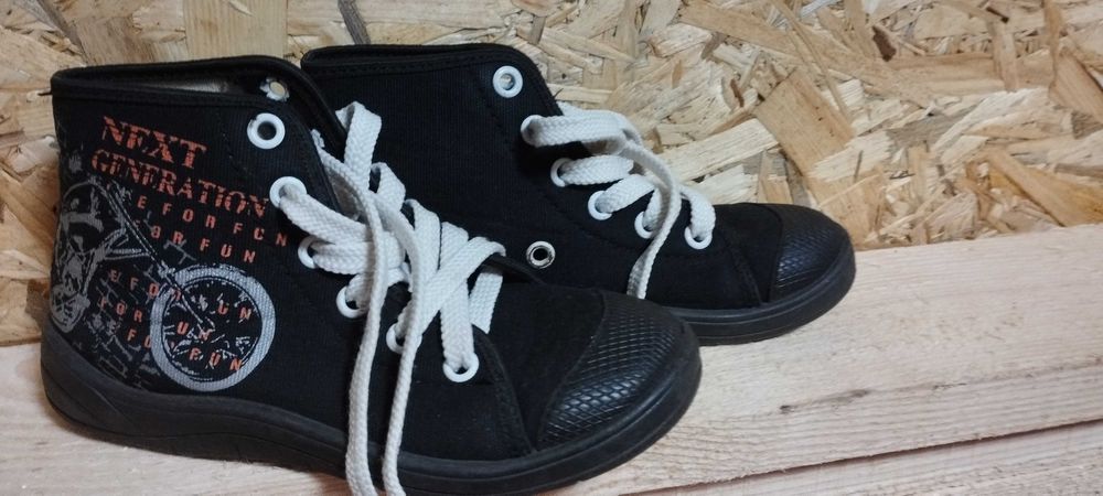 Дитяче взуття для хлопчика