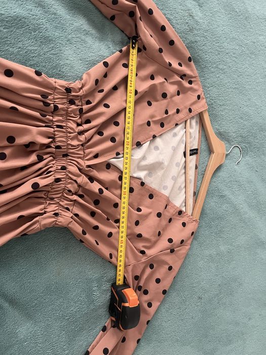 Sukienka brązowa w groszki