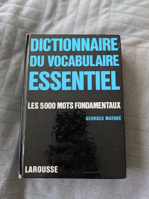 Słownik "Dictionnaire du vocabulaire essentíiel" 1963