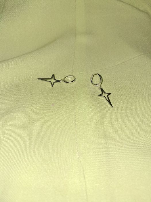 Сережки жіночі нові