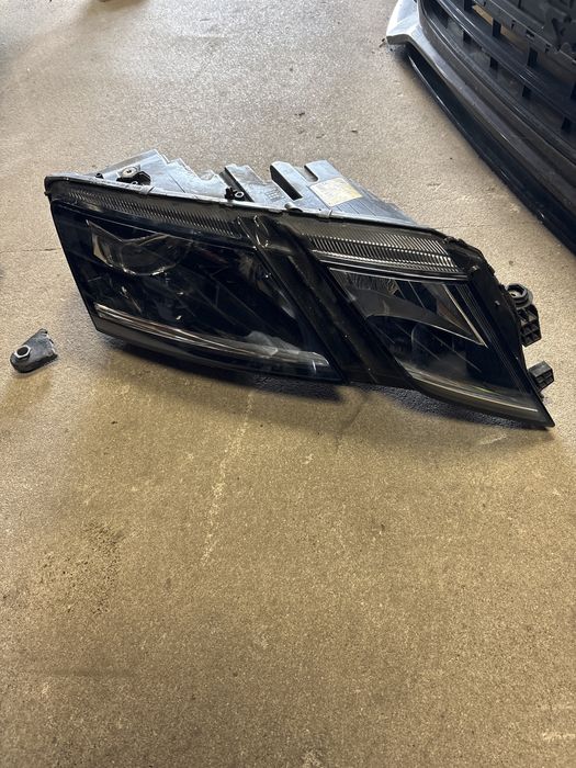 Lampa prawa skoda octavia 3 full led kompletna