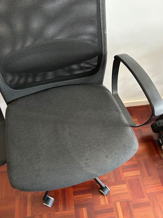 Cadeira de escritório modelo MARKUS IKEA