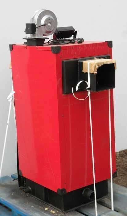 Piec Kocioł na Wegiel drewno pellet  Kotły 12 kw