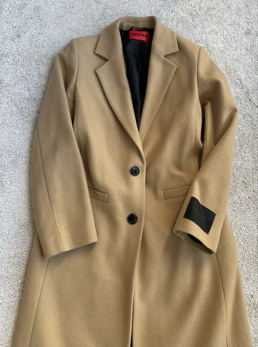Płaszcz beżowy Hugo Boss wełna dziewicza