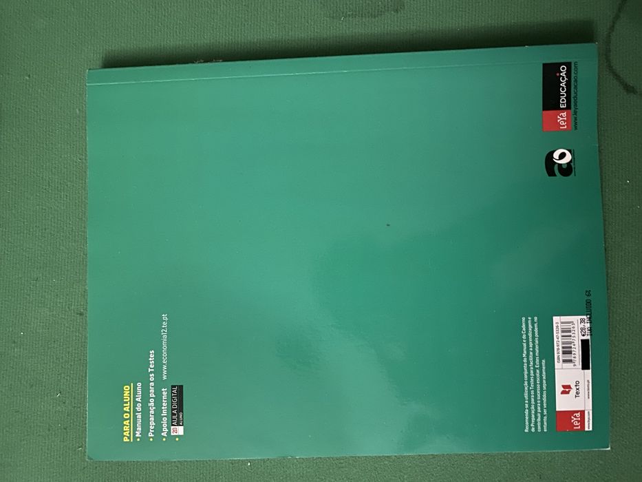 Livro de economia C 12 ano