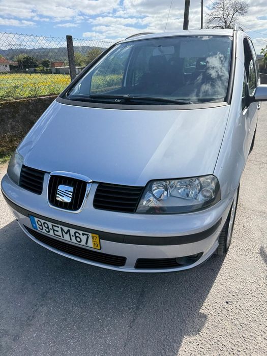 Vendo  ou troco por carrinha de 7 lugares mais pequena