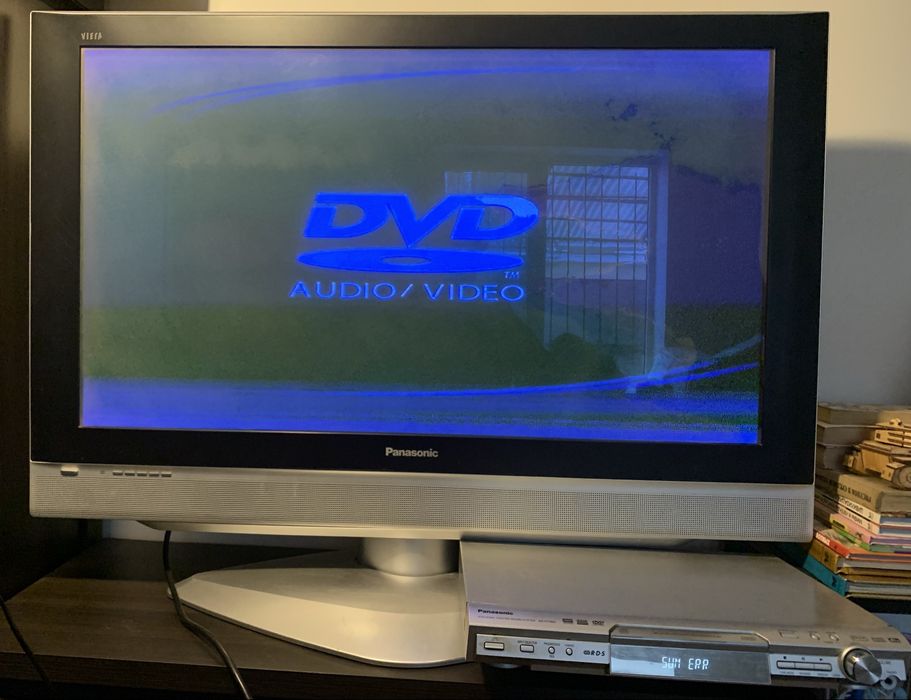 Домашній кінотеатр Panasonic SC-HT885 + ТВ приставка+тумба в подарунок
