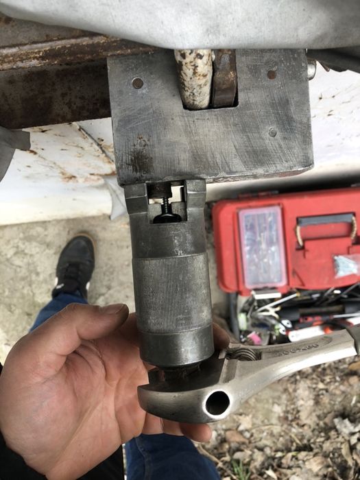 Открытие дверей, вскрытие замков, открытие/вскрытие автомобиля