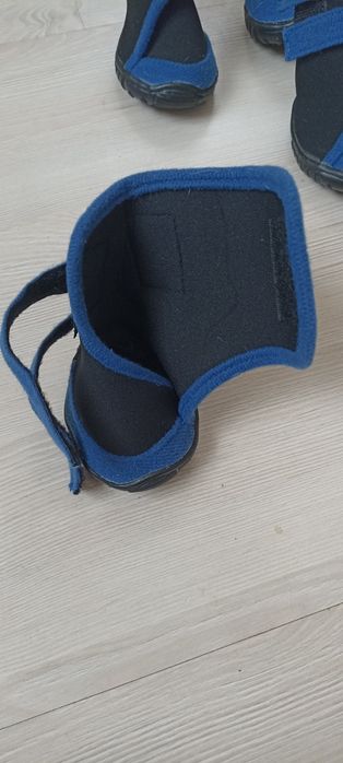 Обувь для собак зимняя