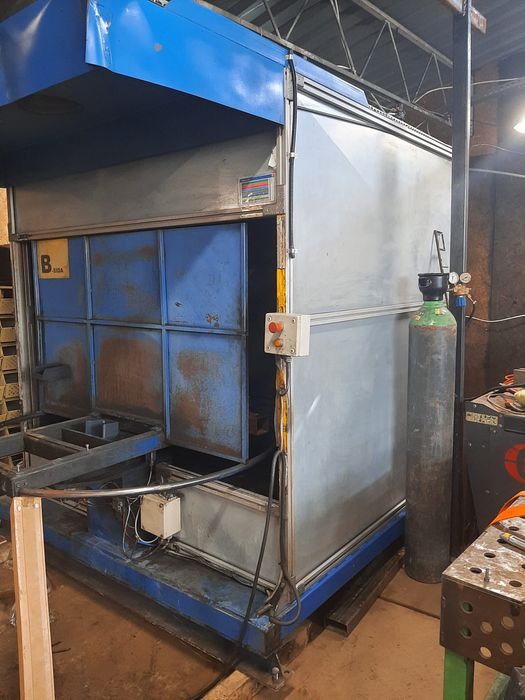 Robot spawalniczy motoman yaskawa sk6