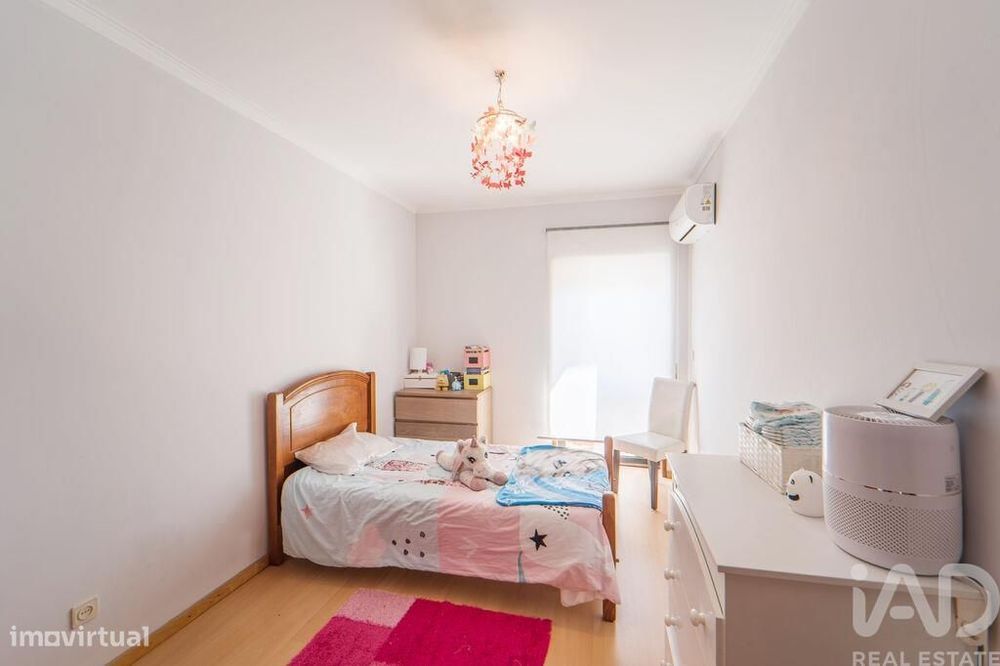 Apartamento T2 em Chafé de 88 m2