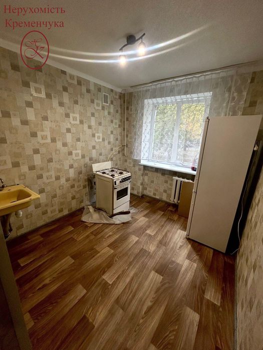 Продам 1 кімнатну квартиру на Молодіжному