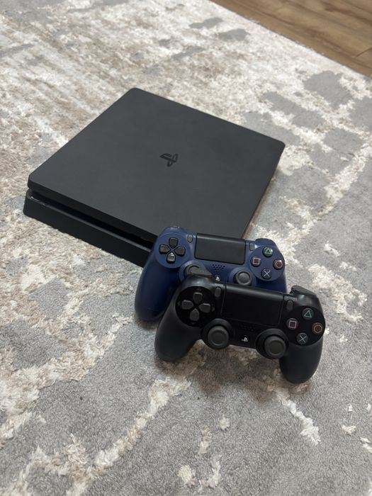 playStation 4 slim 1TB