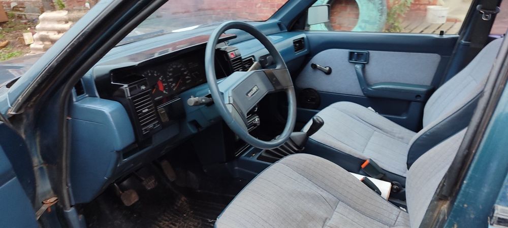 Продам ниссан санни1989 года