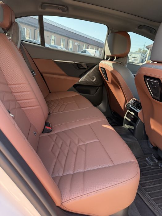 BMW i5 L 35 eDrive 2024