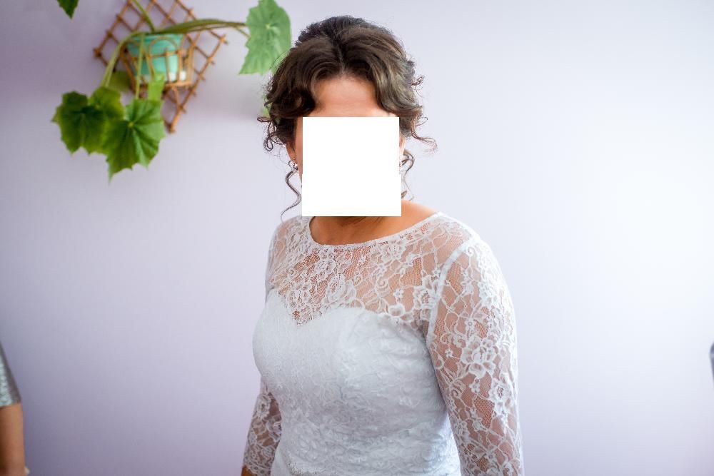 sprzedam piękną, koronkową suknię ślubną