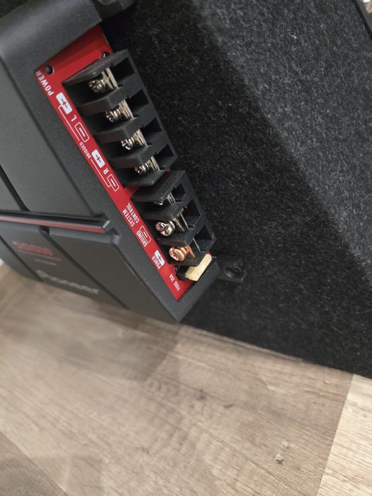 subofer  alpina z wzmakiem