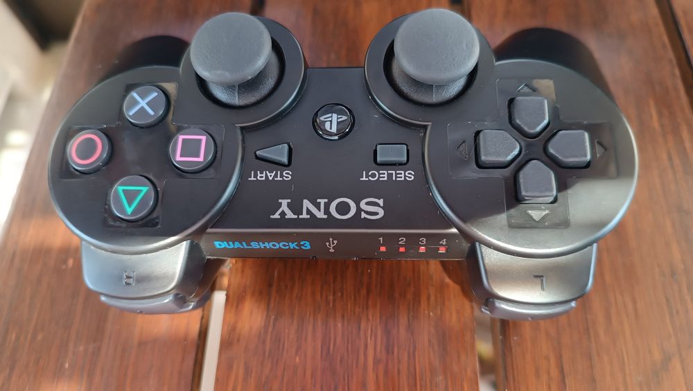 Comandos DualShock  PlayStation 3 avariados.
