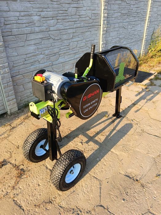 Wynajem łuparka kinetyczna do drewna moc 15 ton 5m3 w 1h