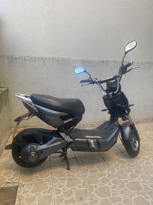 Mota eletrica / Eletric scooter