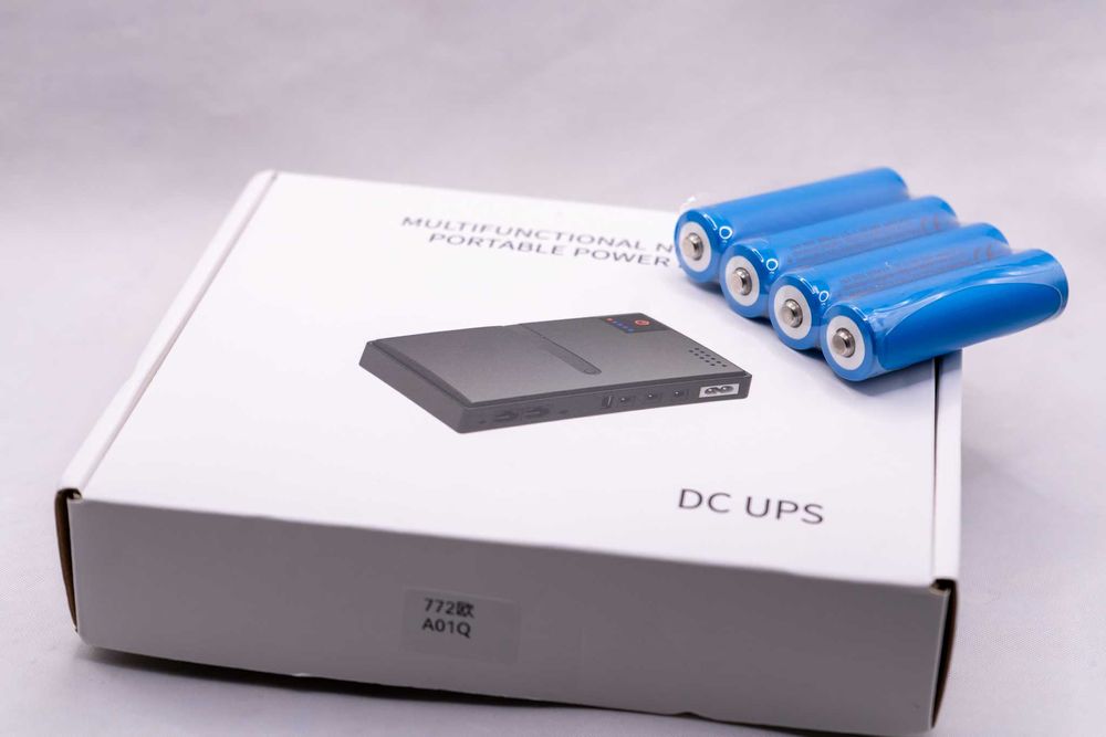 Безперебійник  Wi-Fi роутера: DC 5V/9V/12V з ак 18650 на 3000 мАг 4 шт