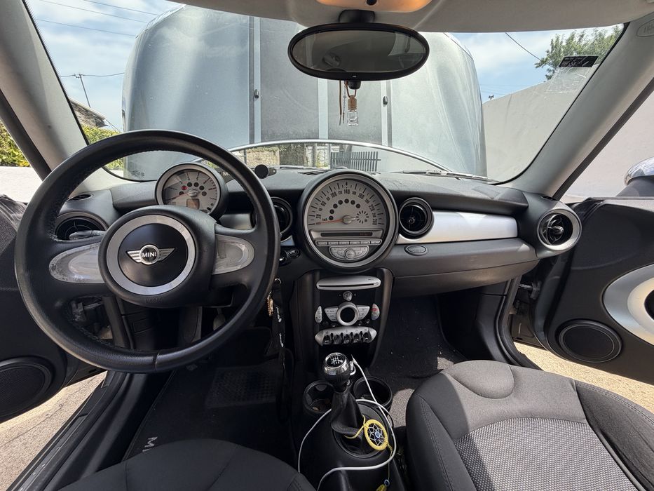 Mini Cooper D , 2009464319359390863364