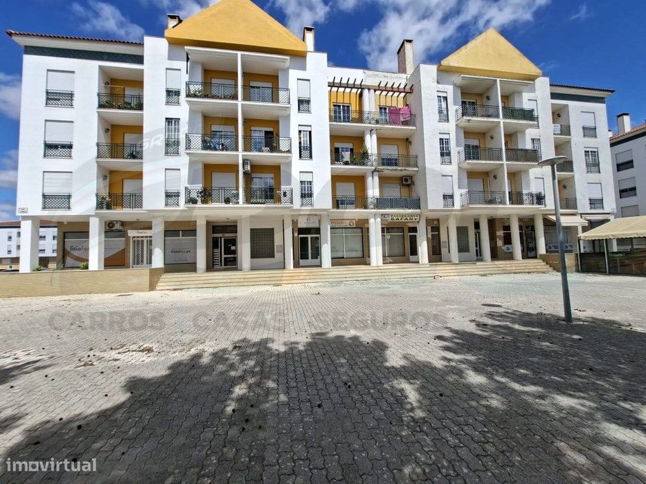 Apartamento T4 Almeirim
