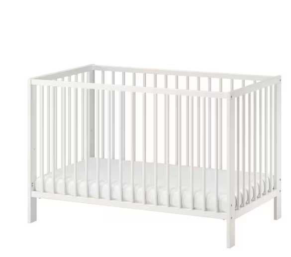 Berço + colchão como novos - pouco tempo de uso