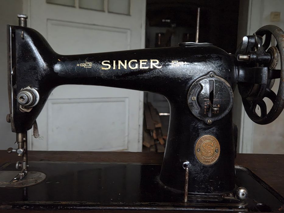 Stara maszyna do szycia Singer