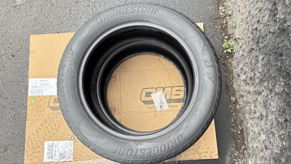 2x Bridgestone 215/55/18 z 2019 roku 6mm