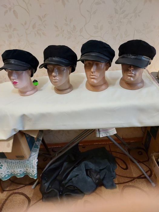 Распродажа новых капитанок из натуральной кожи и меха.