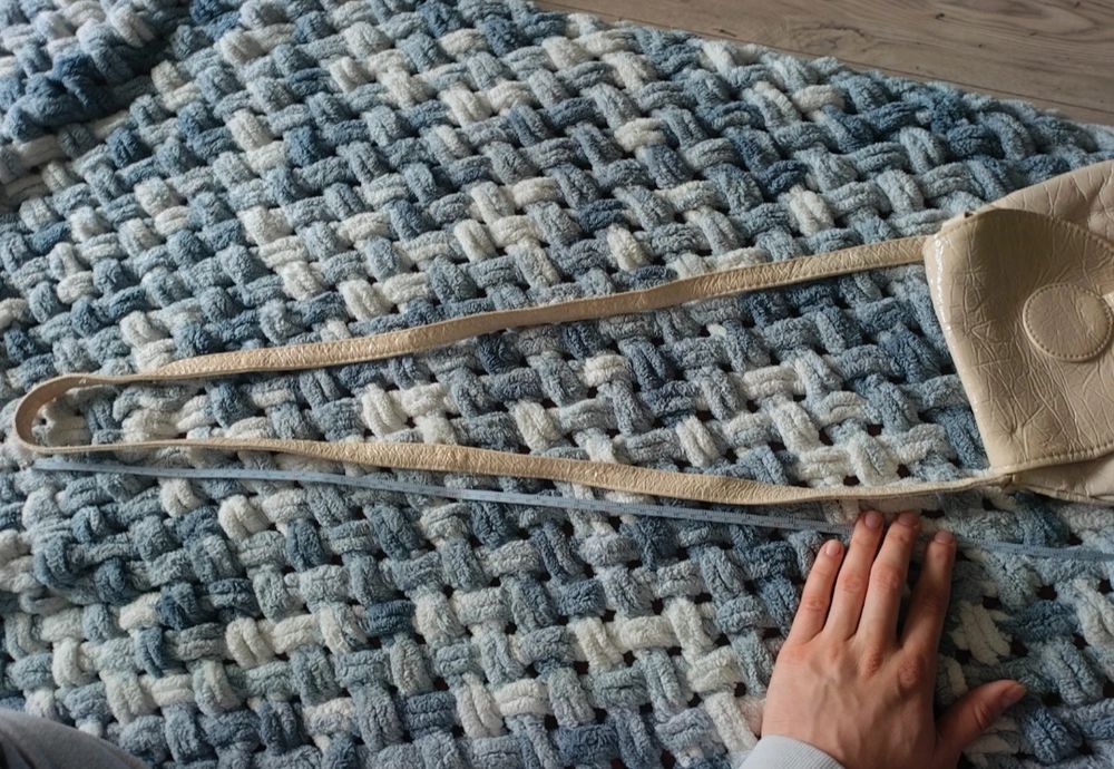 Torebka mała kremowa