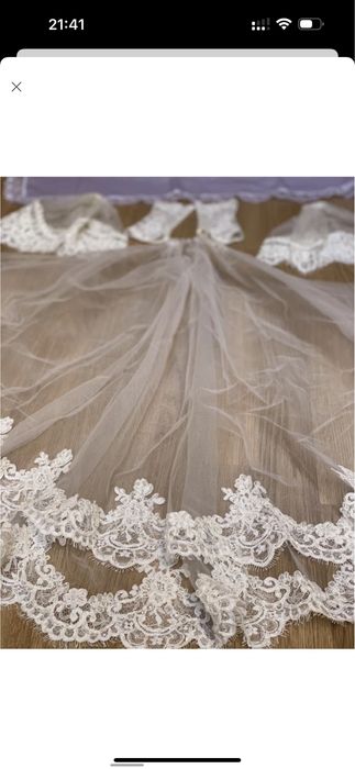 Сукня відомого дизайнера