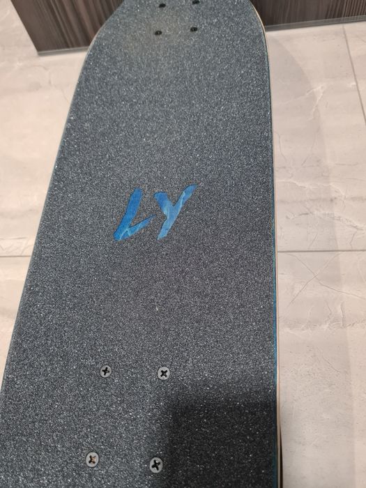 Скейт круізер Landyachtz 73 см