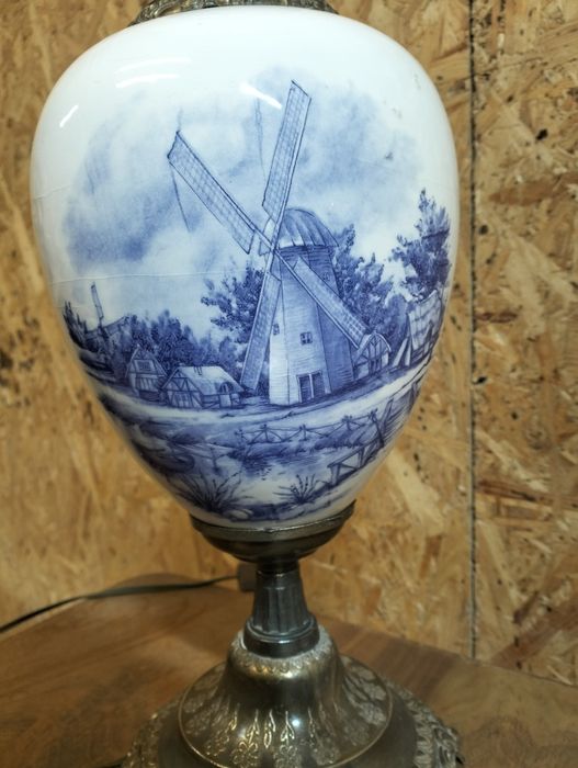 Stara lampa bardzo ładna