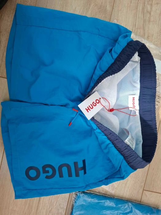 Nowe spodenki Hugo Boos / 2 pary  r. 140