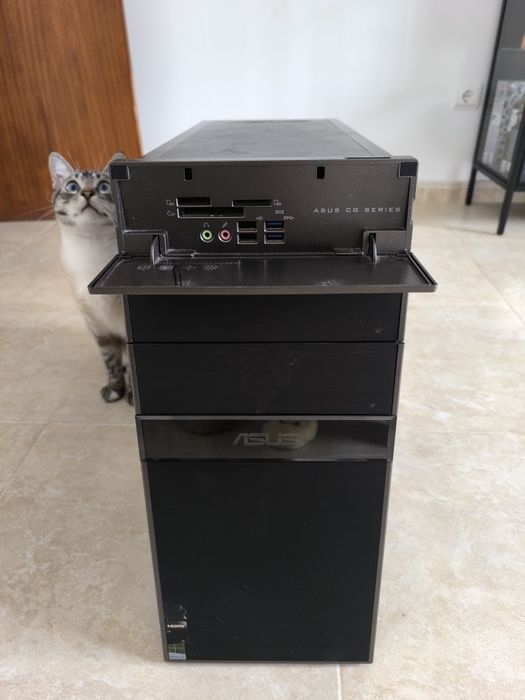 Caixa da Asus para computador