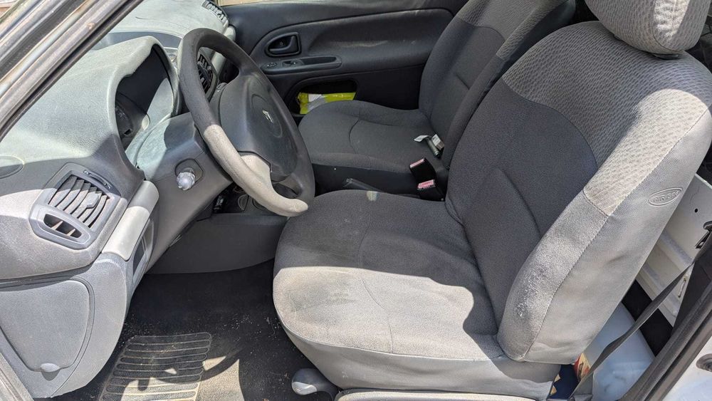 Renault Clio Comercial 2004
