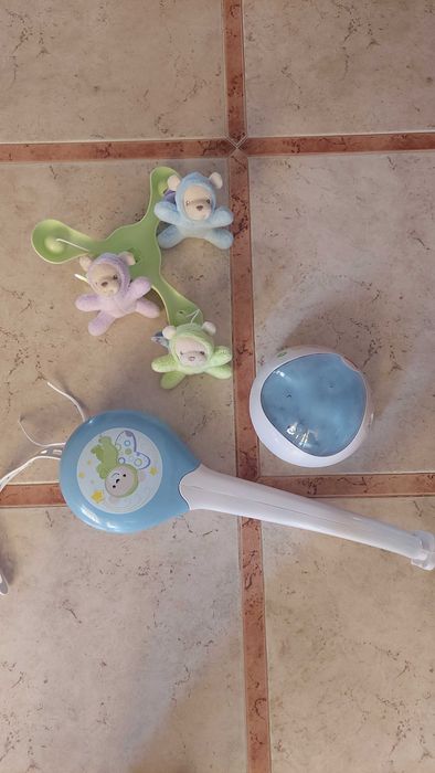 Urocza karuzela Fisher Price z pilotem