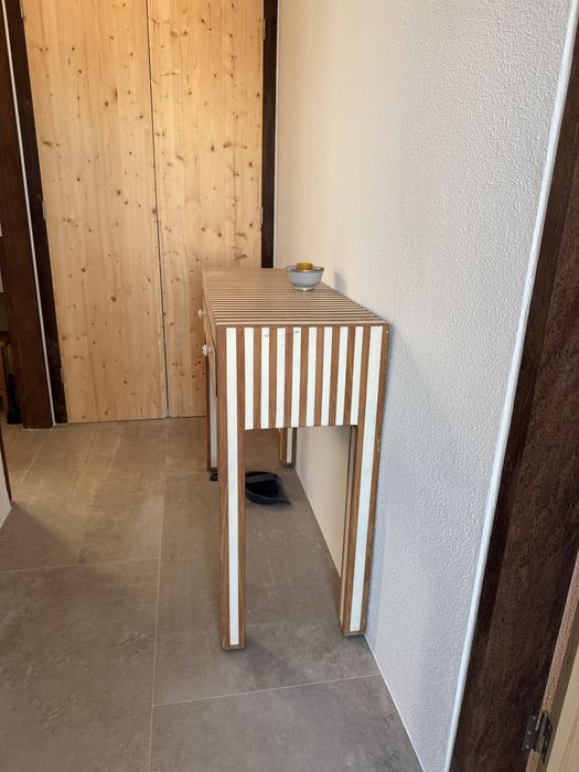 Consola marroquina com embutidos