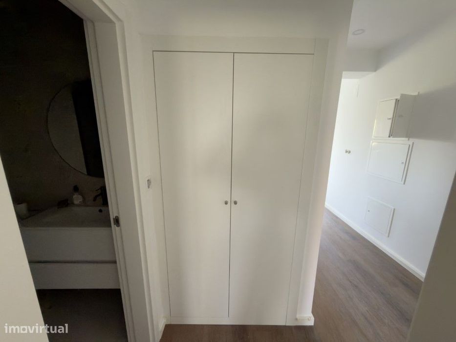 Apartamento T2, Reboleira, Amadora
